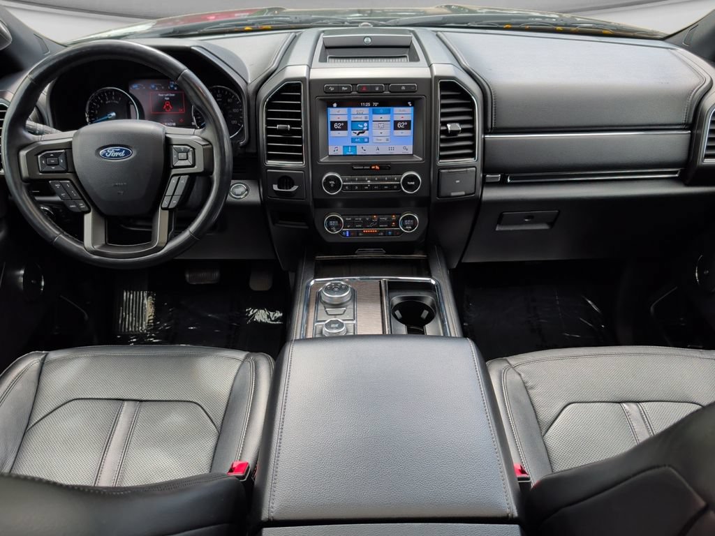 Used 2019 Ford Expedition Limited w/ Equipment Group 301A AWD/4WD image 18