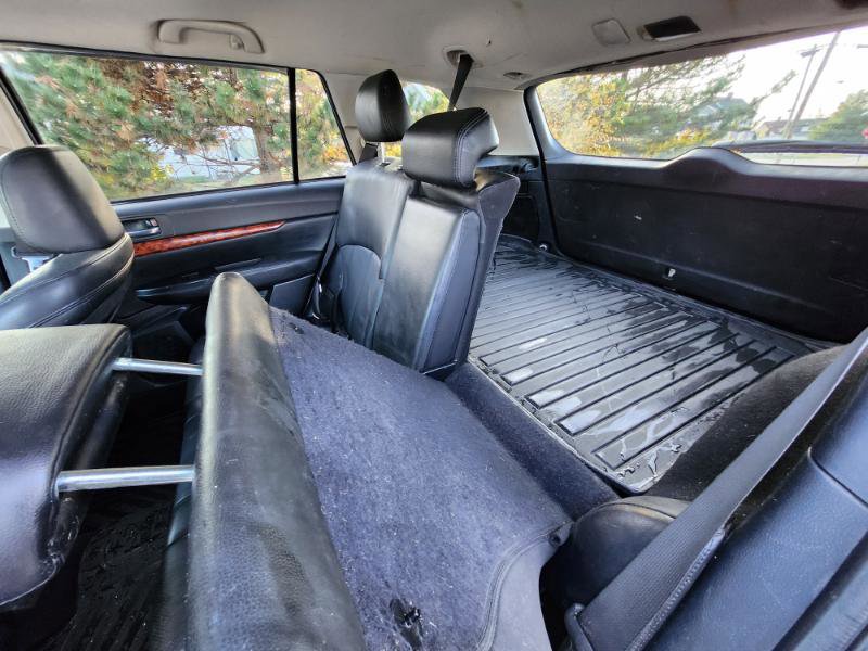 Used 2010 Subaru Outback 2.5i Limited image 37