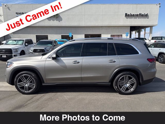 Used 2022 Mercedes-Benz GLS 450 4MATIC image 2