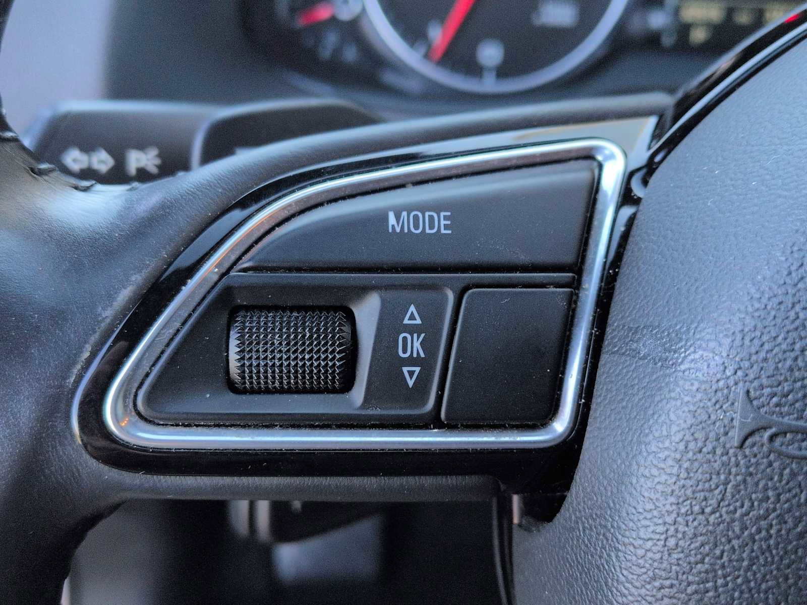 Used 2017 Audi Q5 2.0T Premium Plus w/ Technology Package image 24