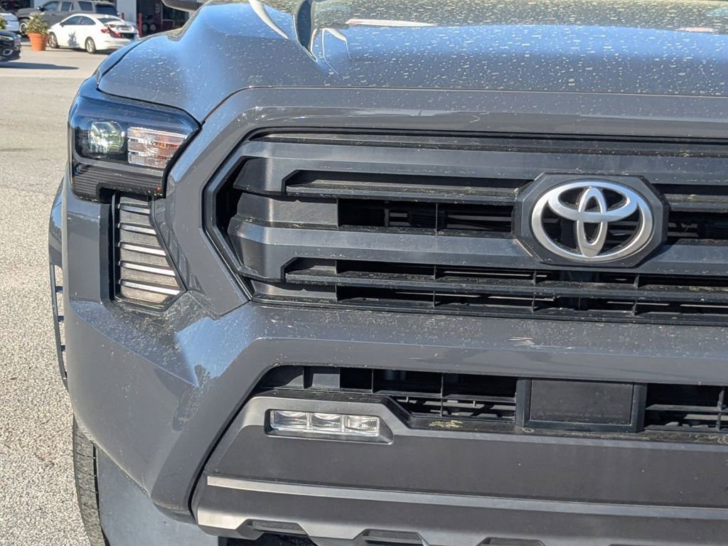 Used 2024 Toyota Tacoma SR5 AWD/4WD image 27