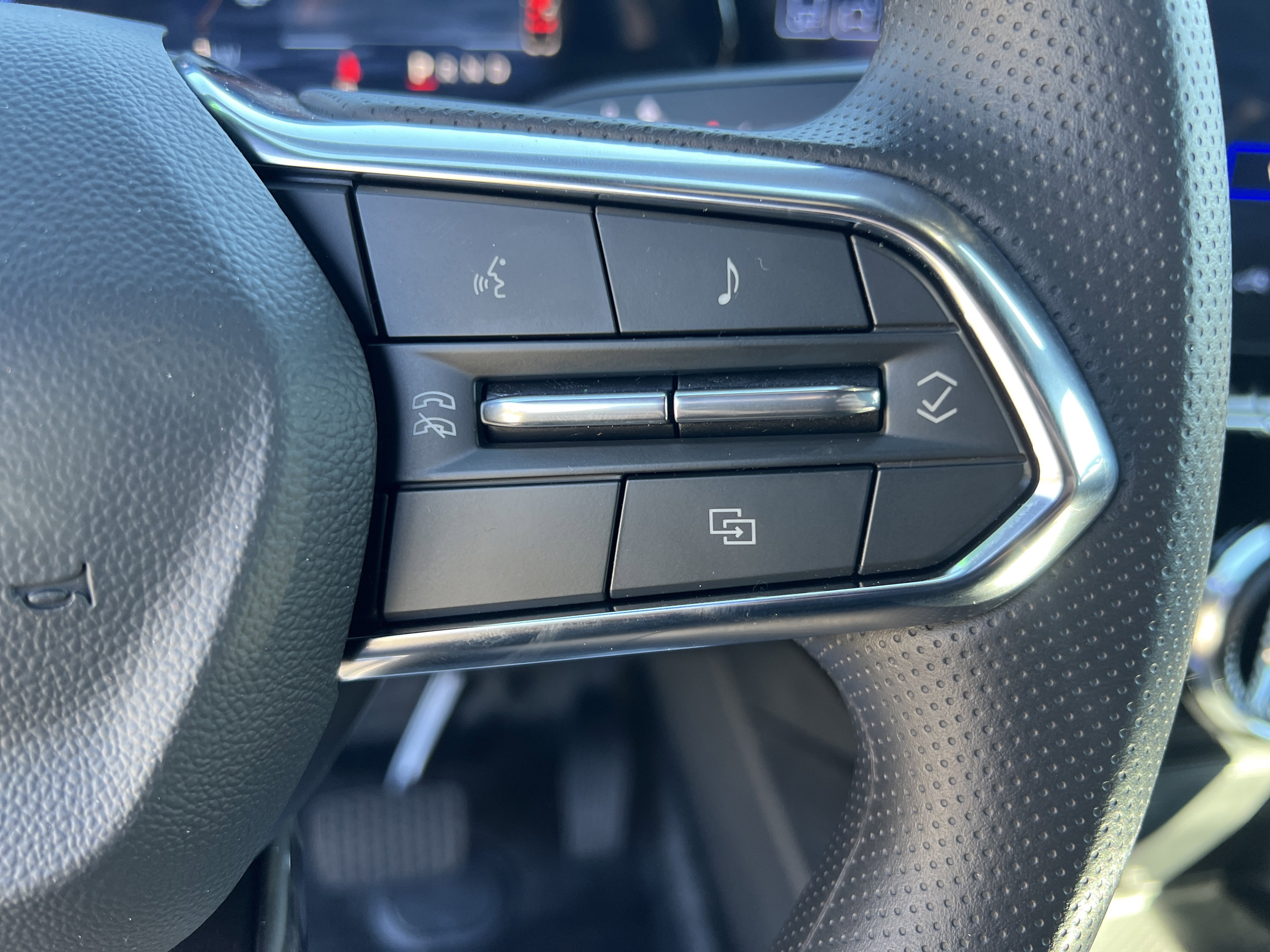 New 2026 Chevrolet Blazer EV LT image 21