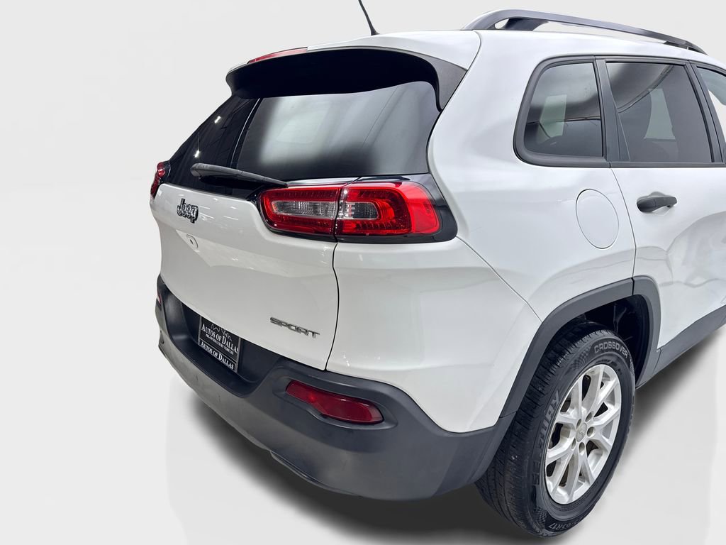 Used 2017 Jeep Cherokee Sport image 18