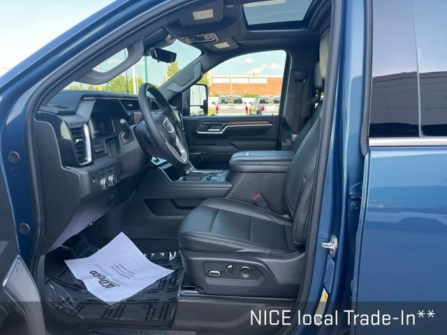 Used 2024 GMC Sierra 2500 Denali w/ Denali Reserve Package AWD/4WD image 17