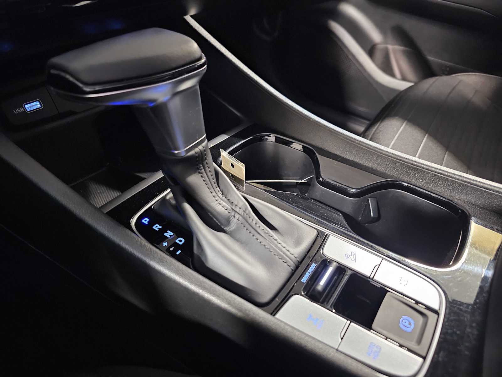 Used 2022 Hyundai Santa Cruz SEL Premium image 22