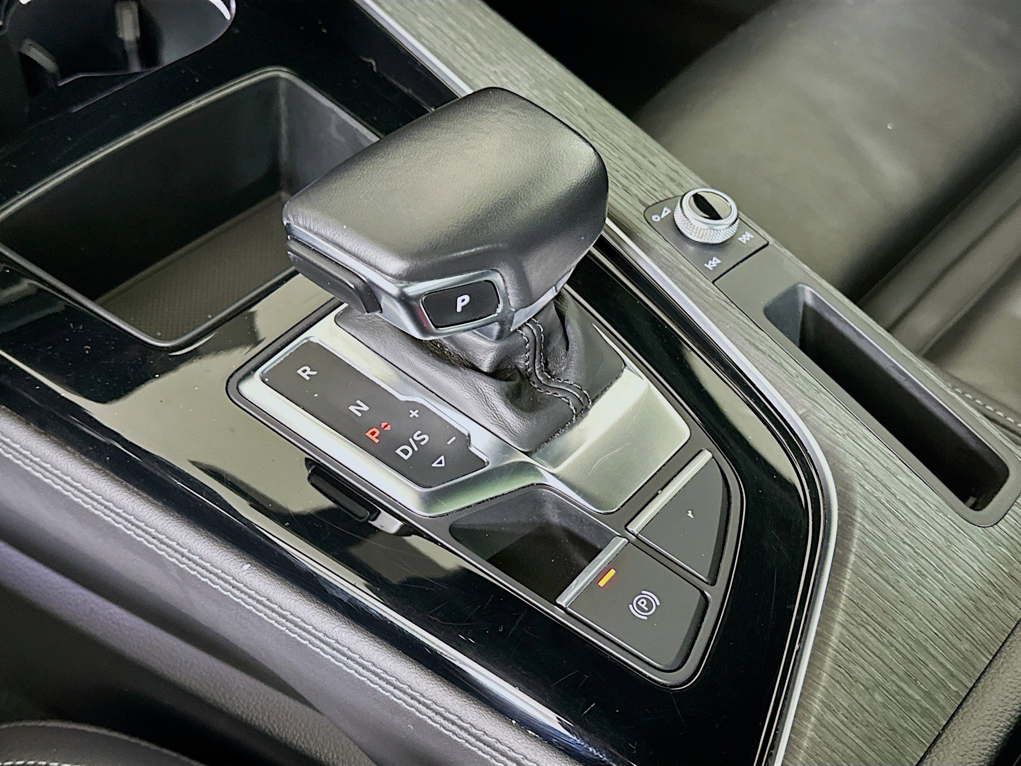 Used 2023 Audi A4 2.0T Premium Plus image 25