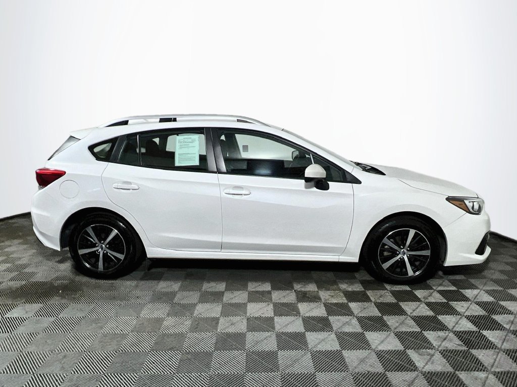 Used 2022 Subaru Impreza 2.0i Premium w/ Popular Package #3 AWD/4WD image 8