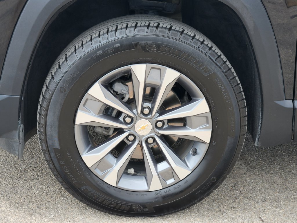 Used 2026 Chevrolet Equinox LT AWD/4WD image 10