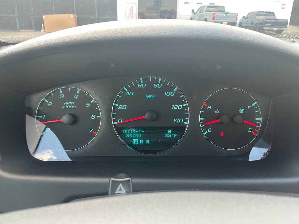 Used 2015 Chevrolet Impala LT w/ LT Sunroof Package FWD image 19