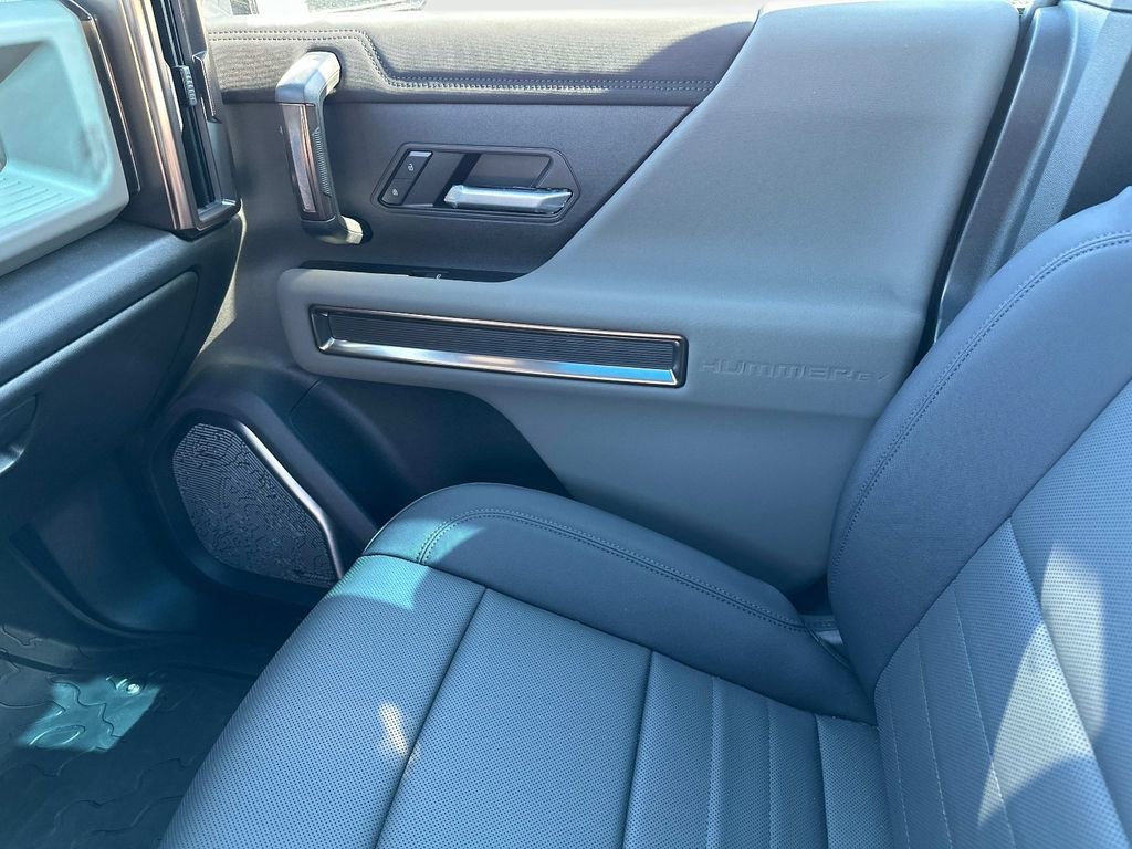 New 2025 GMC Hummer EV 3X w/ LPO, Sport Package image 20