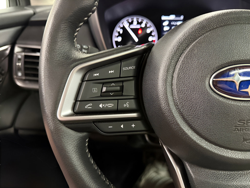 Certified 2025 Subaru Outback Limited image 12