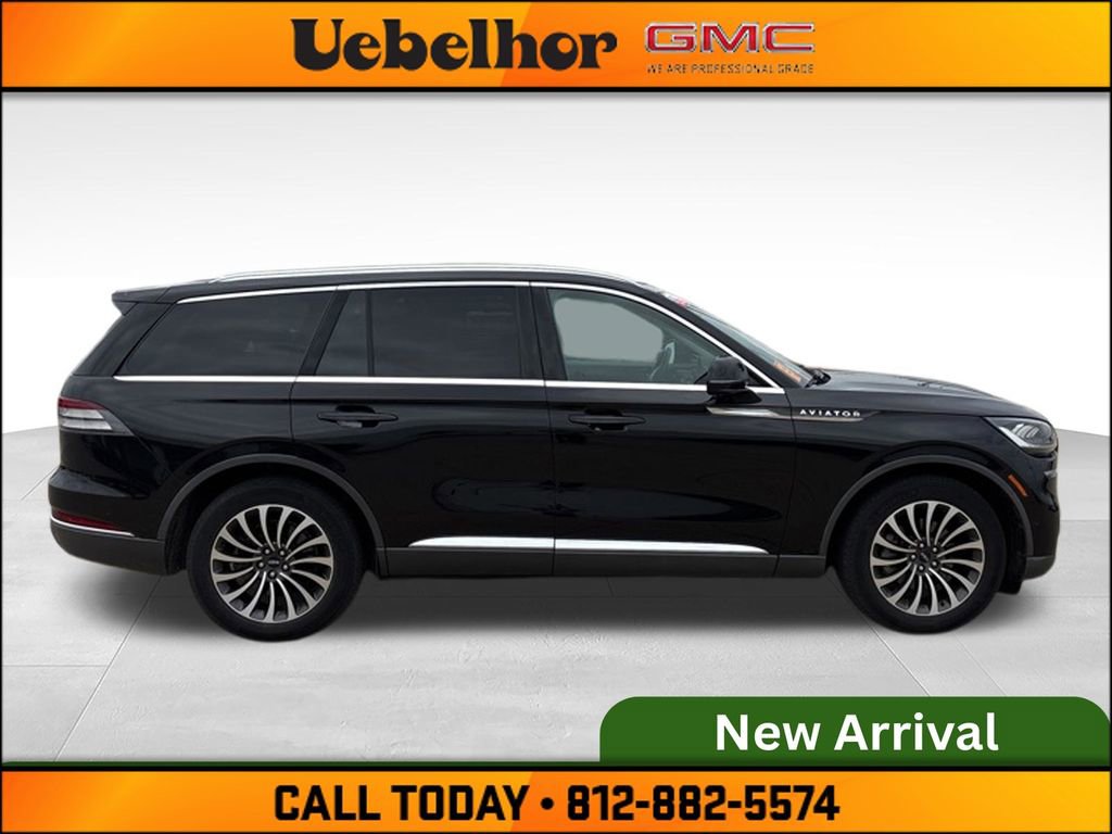 Used 2020 Lincoln Aviator Reserve w/ Equipment Group 201A AWD/4WD image 3