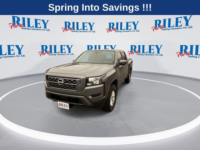 Used 2024 Nissan Frontier SV w/ Technology Package image 3
