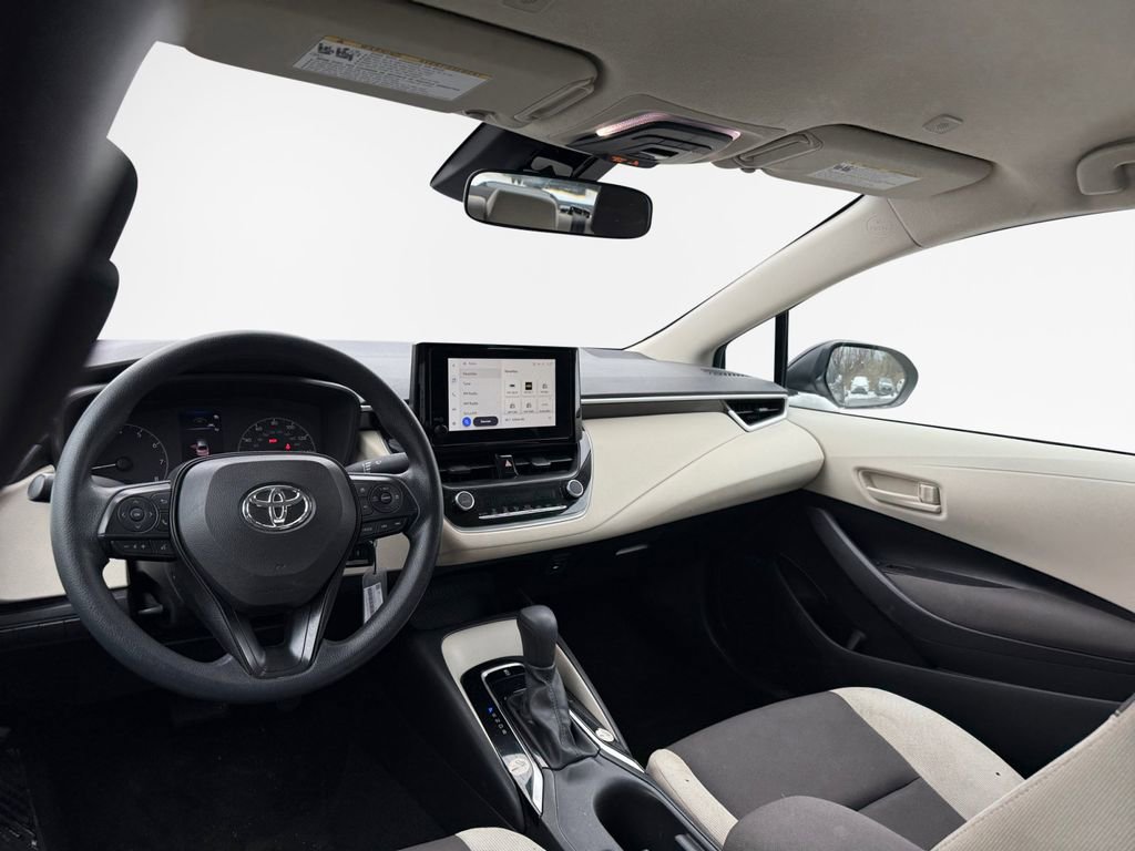 Used 2023 Toyota Corolla LE image 21