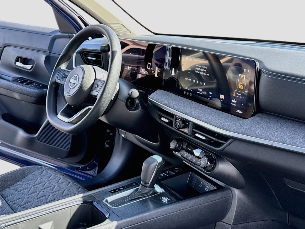 New 2027 Nissan Kicks SV AWD/4WD image 6