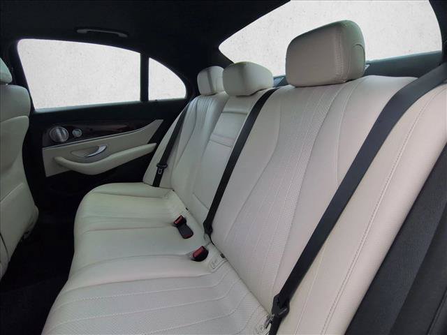 Used 2017 Mercedes-Benz E 300 image 18