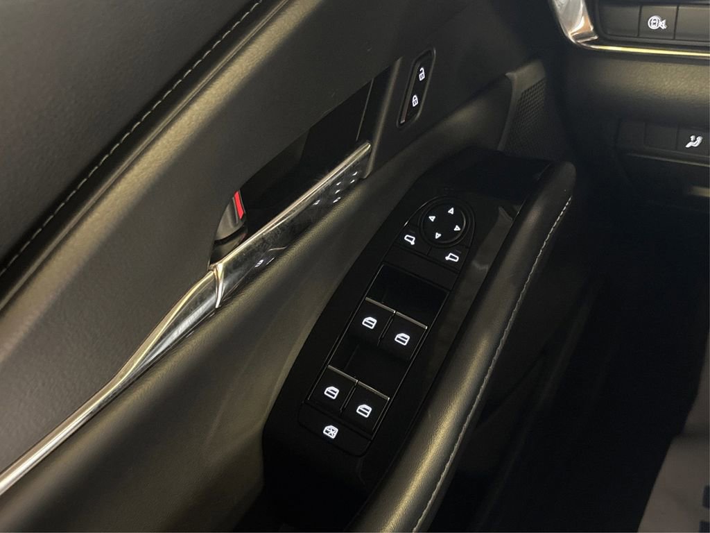 Used 2025 MAZDA CX-30 AWD 2.5 S w/ Preferred Package image 35