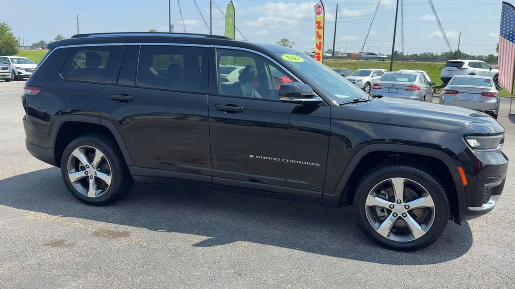Used 2021 Jeep Grand Cherokee L Limited AWD/4WD image 8