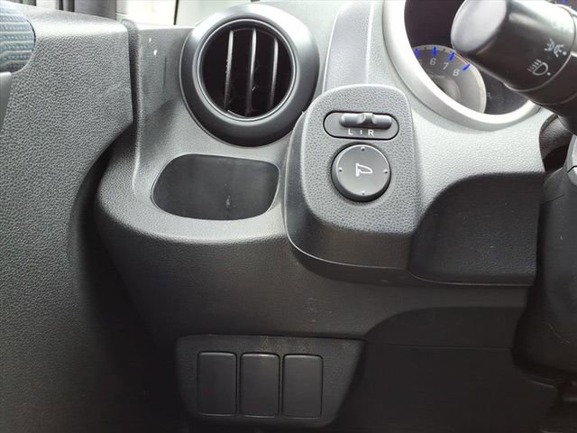 Used 2009 Honda Fit Sport image 18