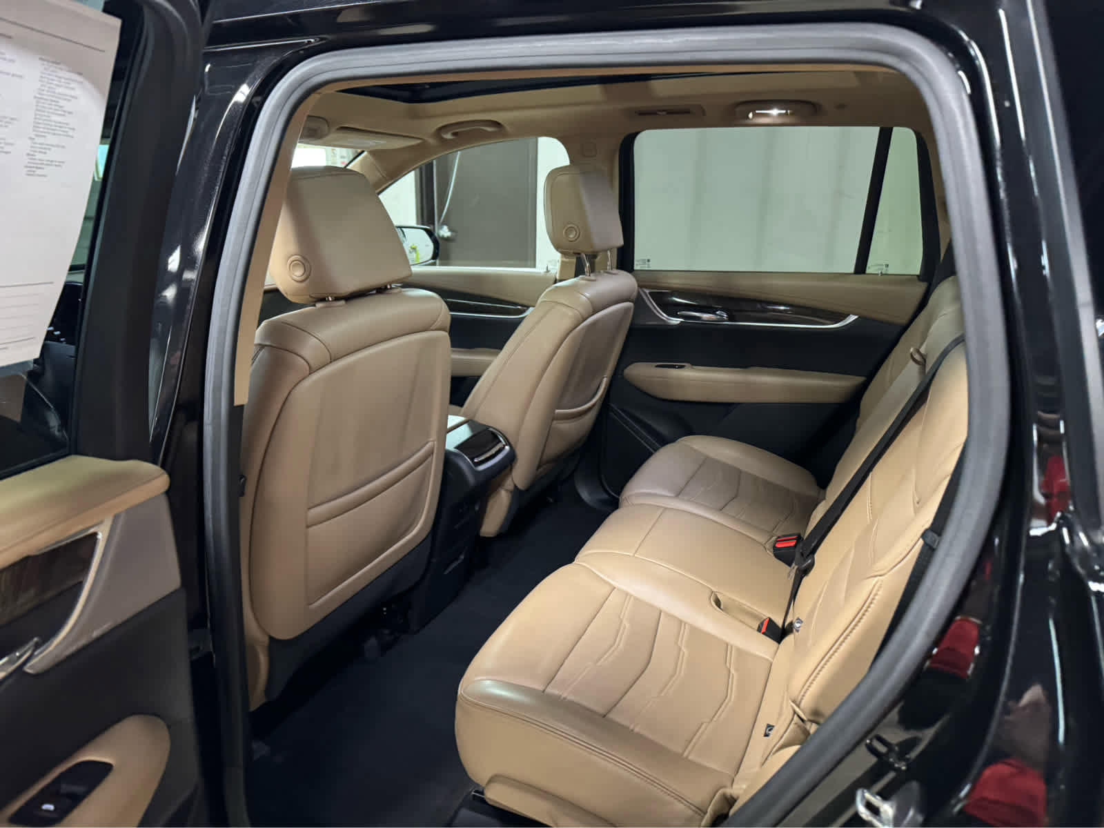 Used 2020 Cadillac XT6 Premium Luxury w/ Platinum Package image 14