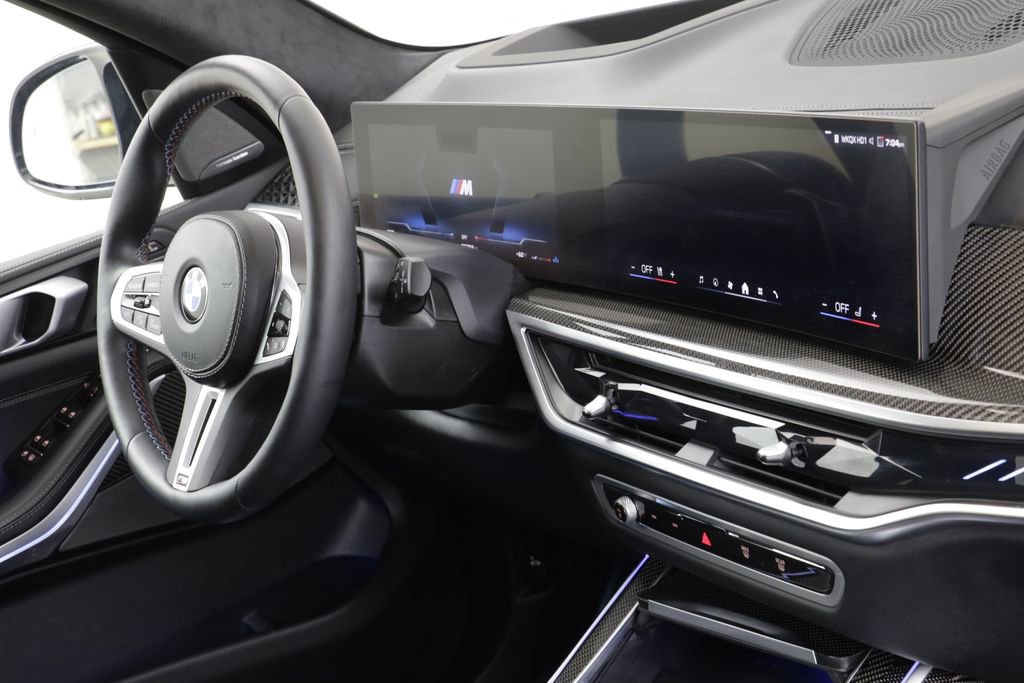 Certified 2026 BMW X7 M60i image 22