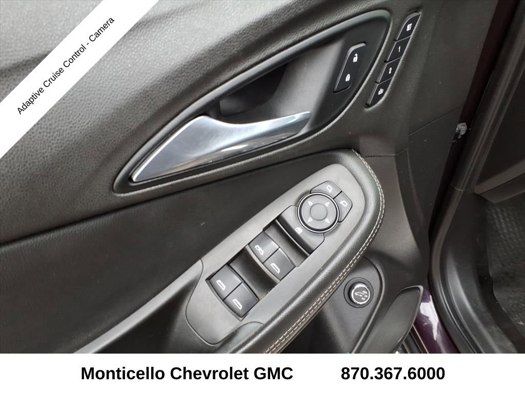 Used 2020 Buick Encore GX Essence w/ Advanced Technology Package image 12