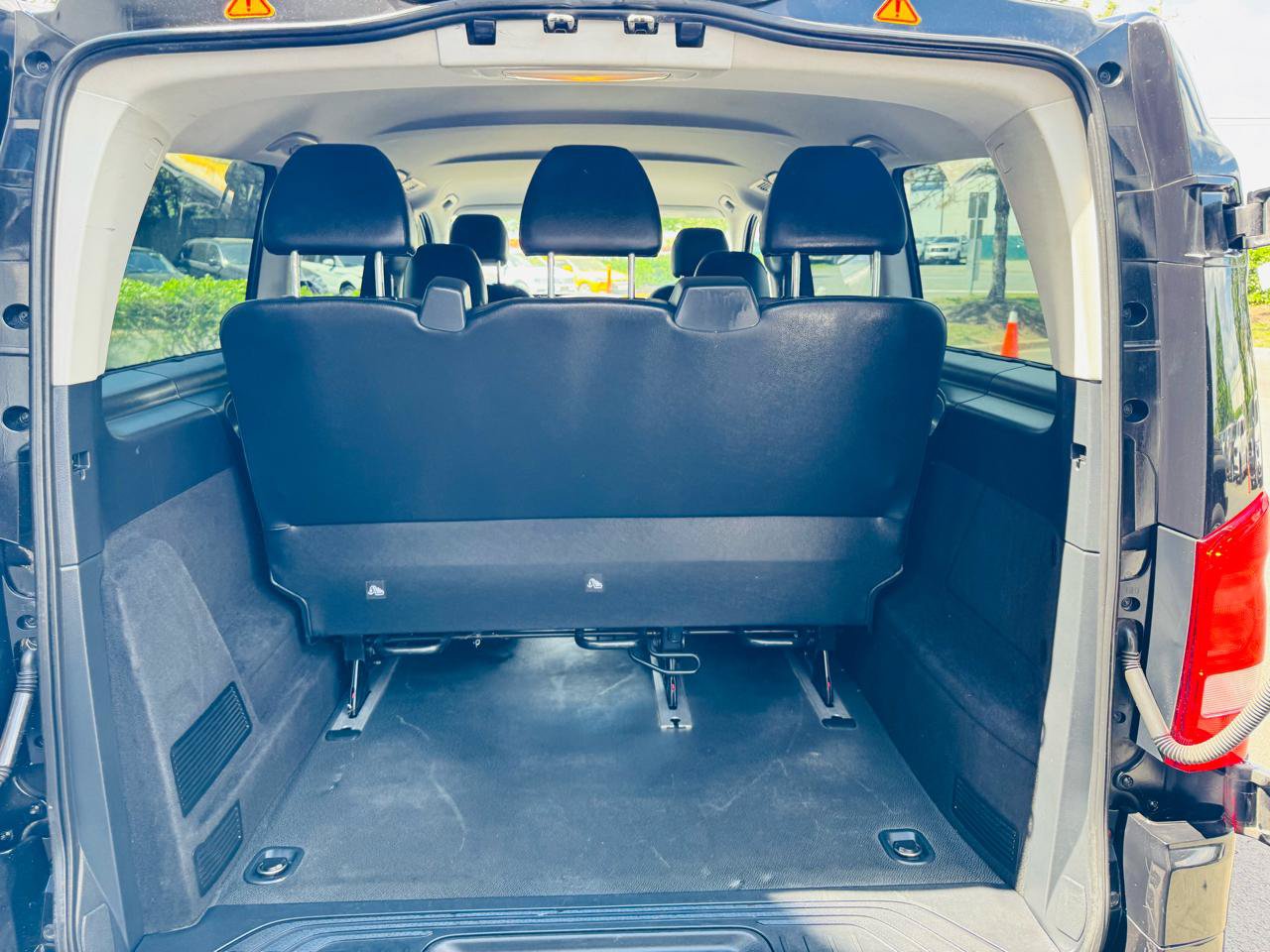 Used 2017 Mercedes-Benz Metris Passenger image 20