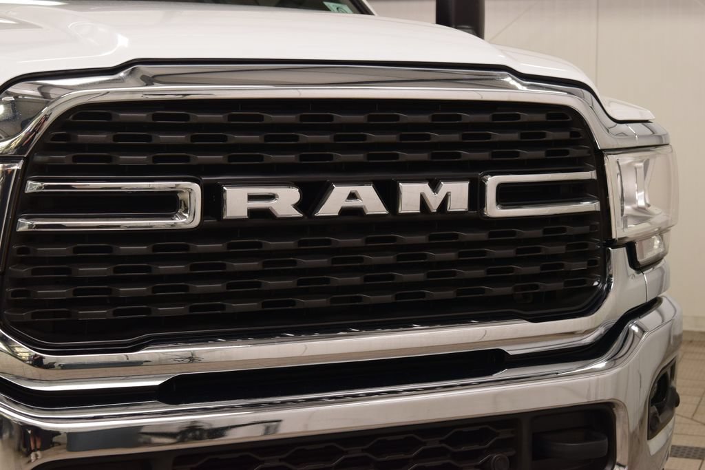 Used 2022 RAM 2500 Big Horn w/ Level A Equipment Group AWD/4WD image 9