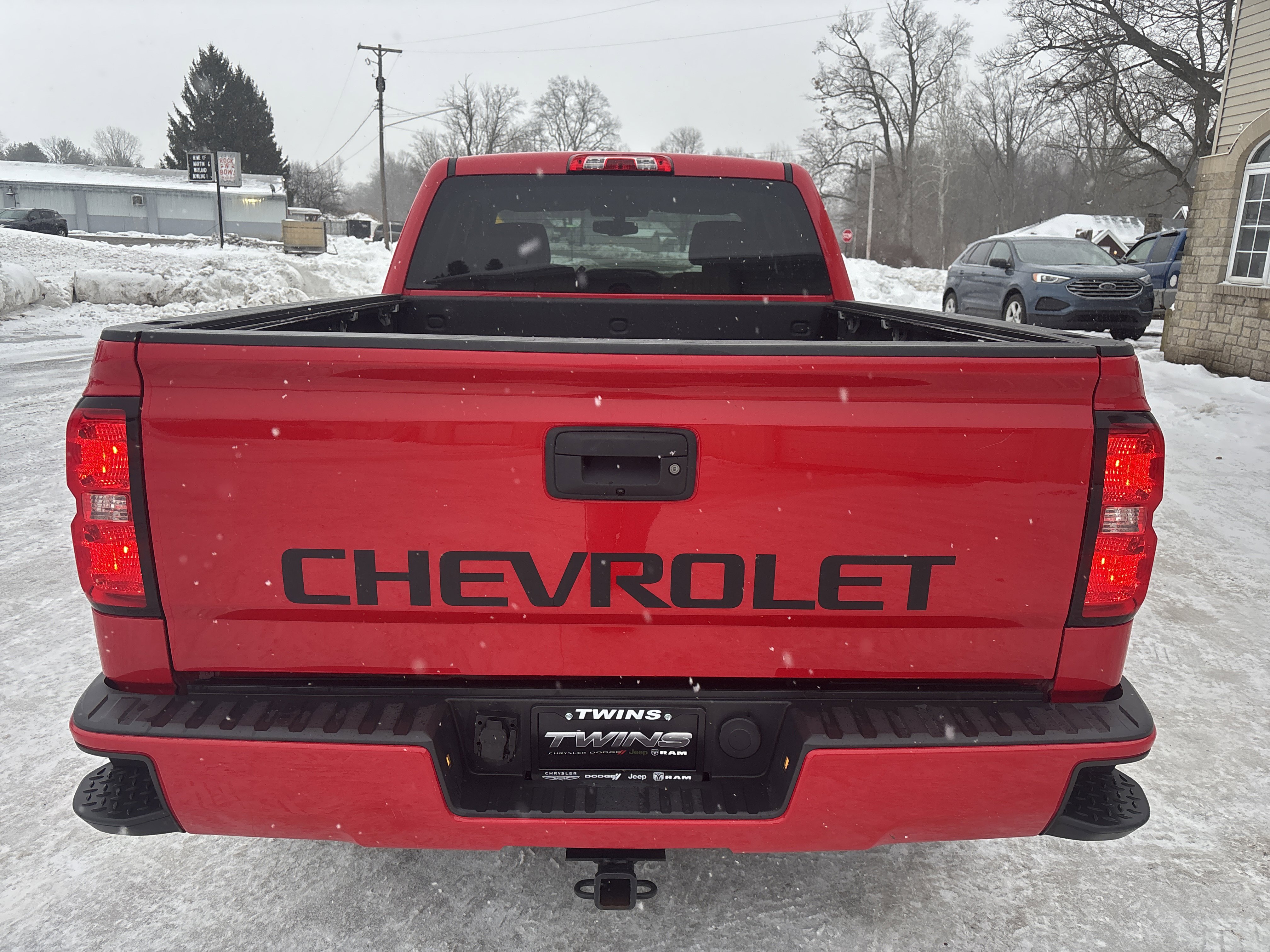 Used 2018 Chevrolet Silverado 1500 Custom image 4