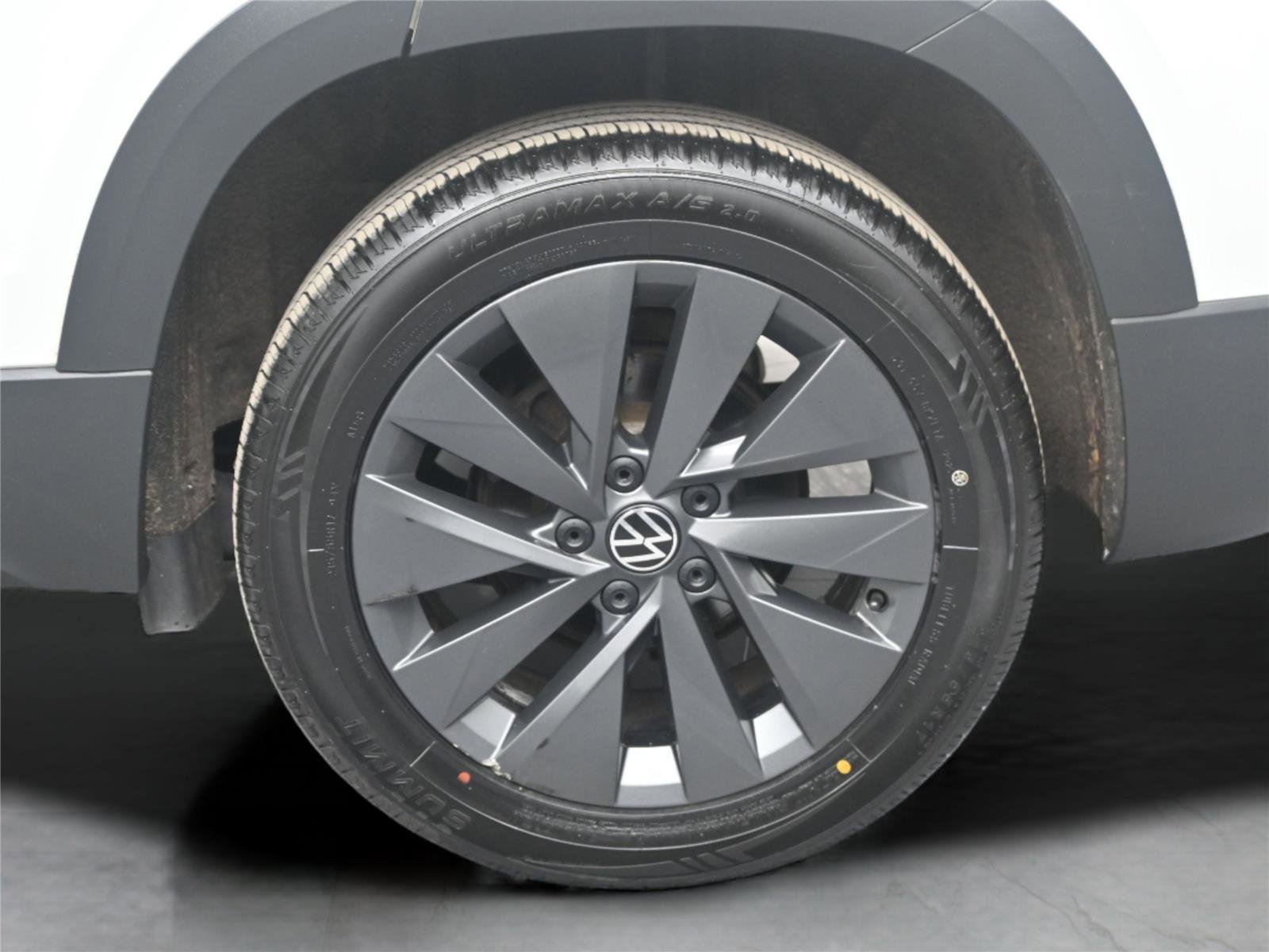 Used 2023 Volkswagen Taos S image 11