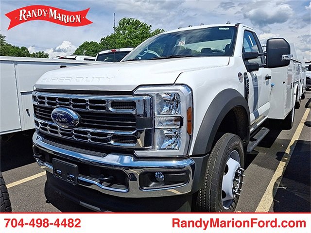 New 2024 Ford F550 4x4 Regular Cab Super Duty image 1