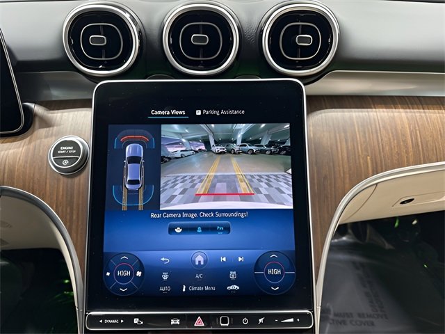 Used 2025 Mercedes-Benz C 300 4MATIC Sedan image 23