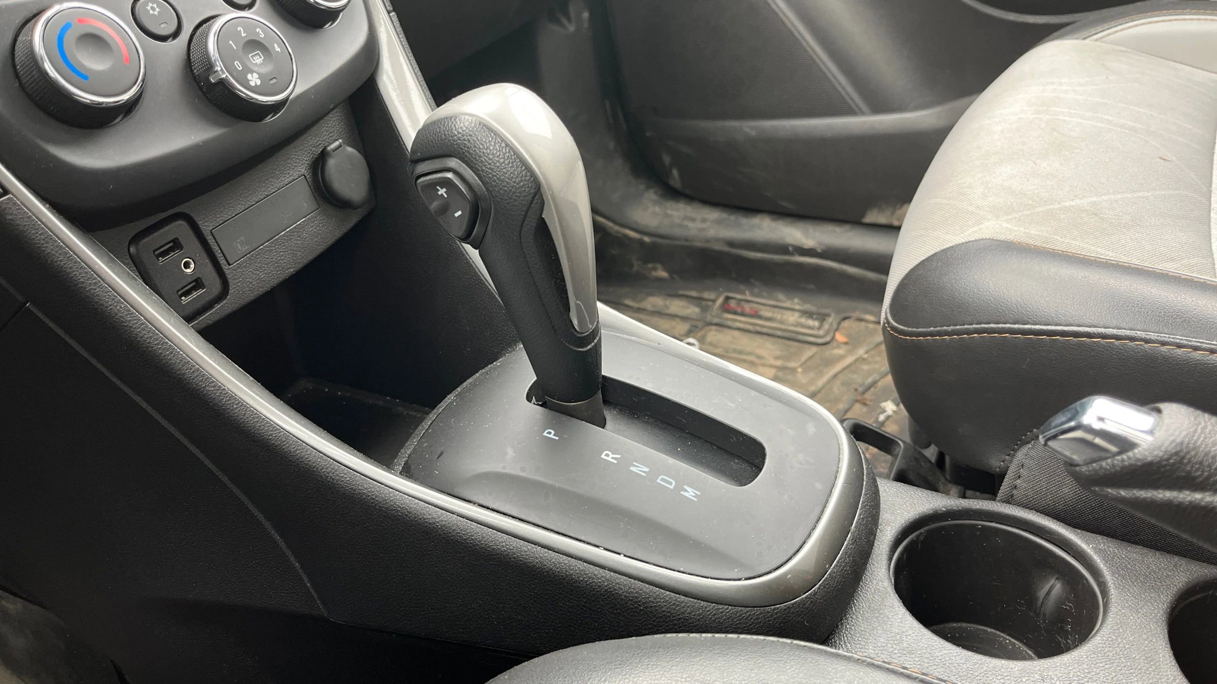 Used 2018 Chevrolet Trax LT w/ Sun & Sound Package image 28