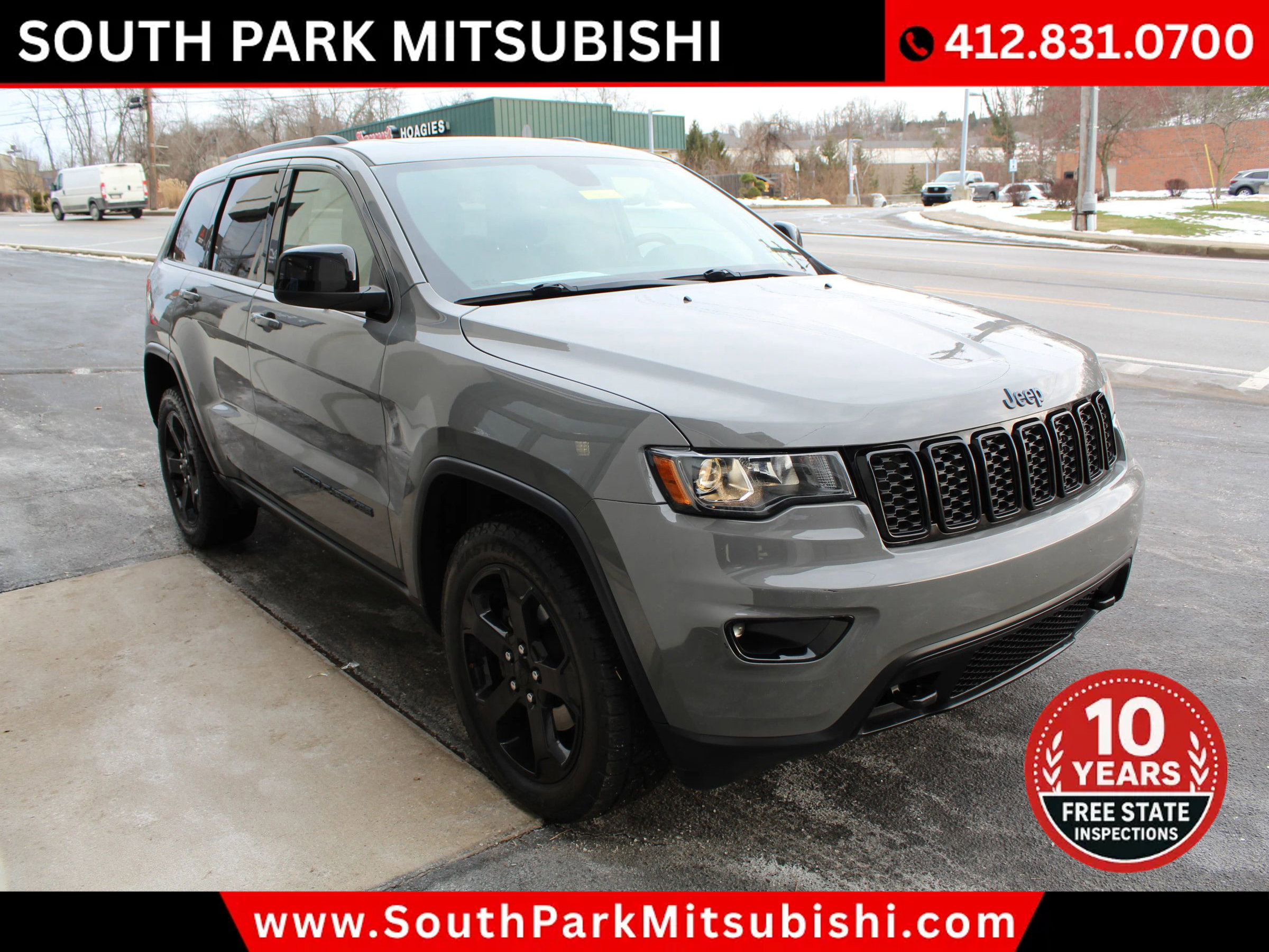 Used 2019 Jeep Grand Cherokee Laredo image 5