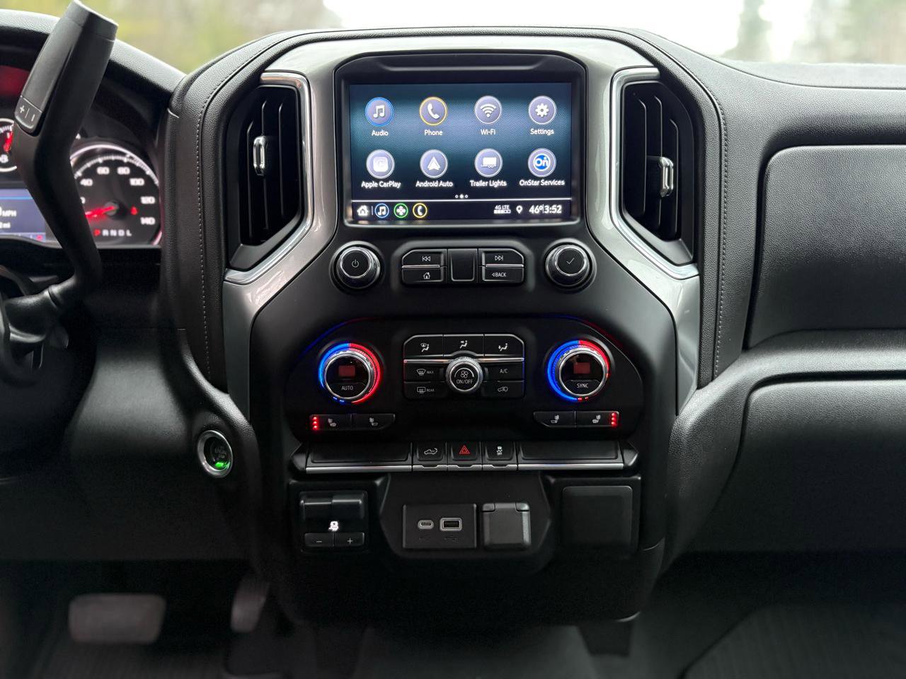 Used 2023 Chevrolet Silverado 2500 LT w/ Convenience Package image 19