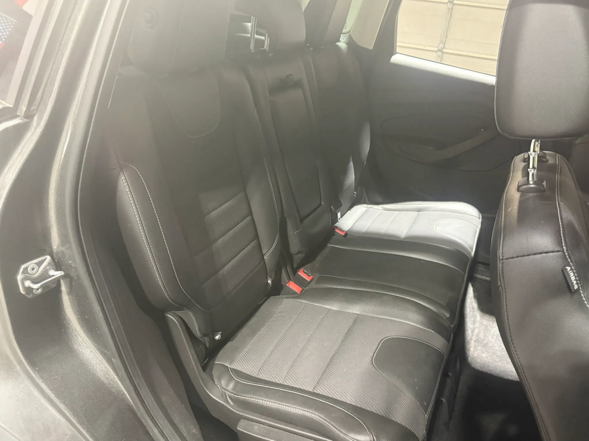 Used 2015 Ford Escape SE w/ SE Chrome Package image 13