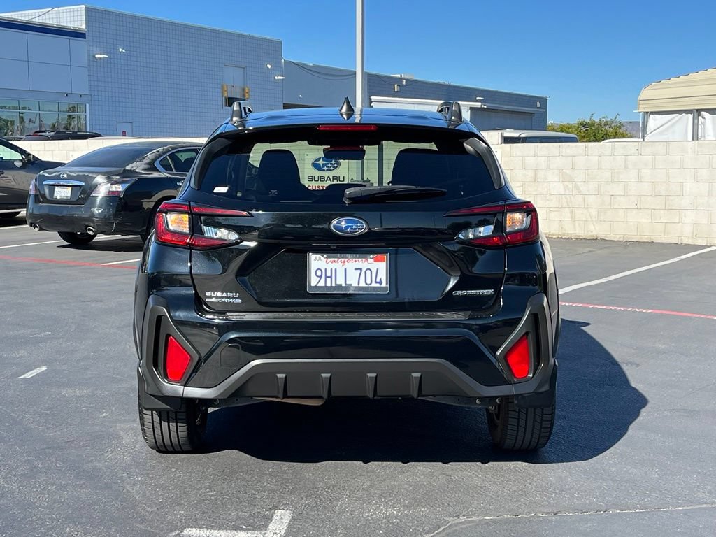 Used 2024 Subaru Crosstrek 2.0i Premium AWD/4WD image 4