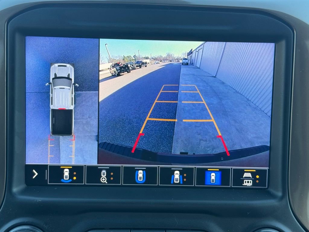 Used 2020 Chevrolet Silverado 2500 High Country w/ Technology Package image 30