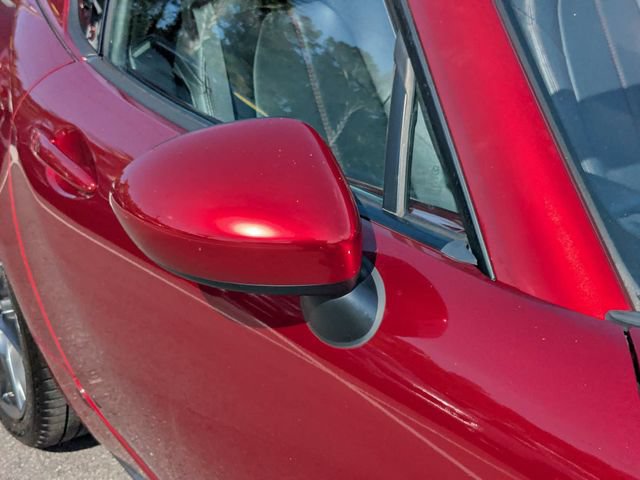 Used 2019 MAZDA MX-5 Miata RF Grand Touring RWD image 13