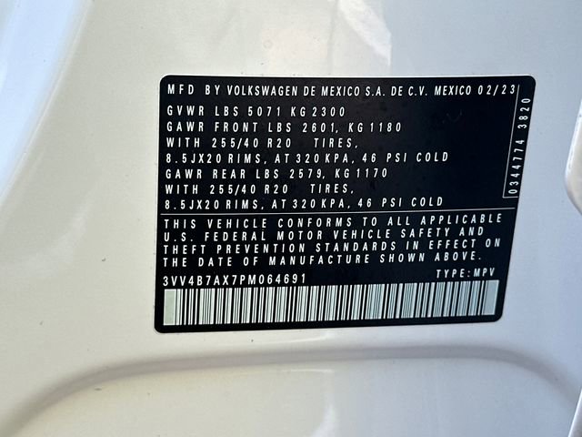 Used 2023 Volkswagen Tiguan SEL R-Line image 36