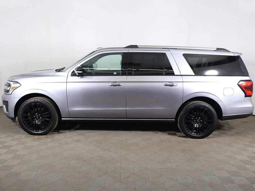 Used 2023 Ford Expedition Max Limited image 23