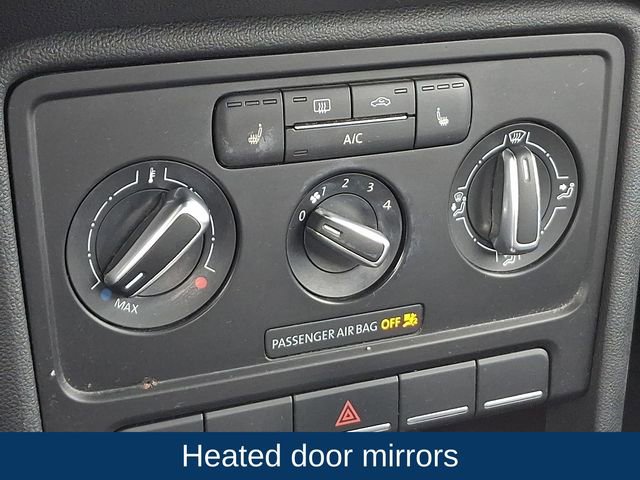 Used 2014 Volkswagen Beetle 1.8T FWD image 13