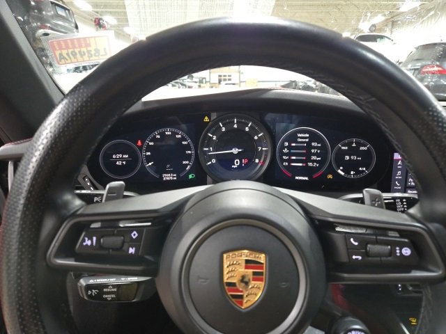 Used 2020 Porsche 911 Carrera S image 5