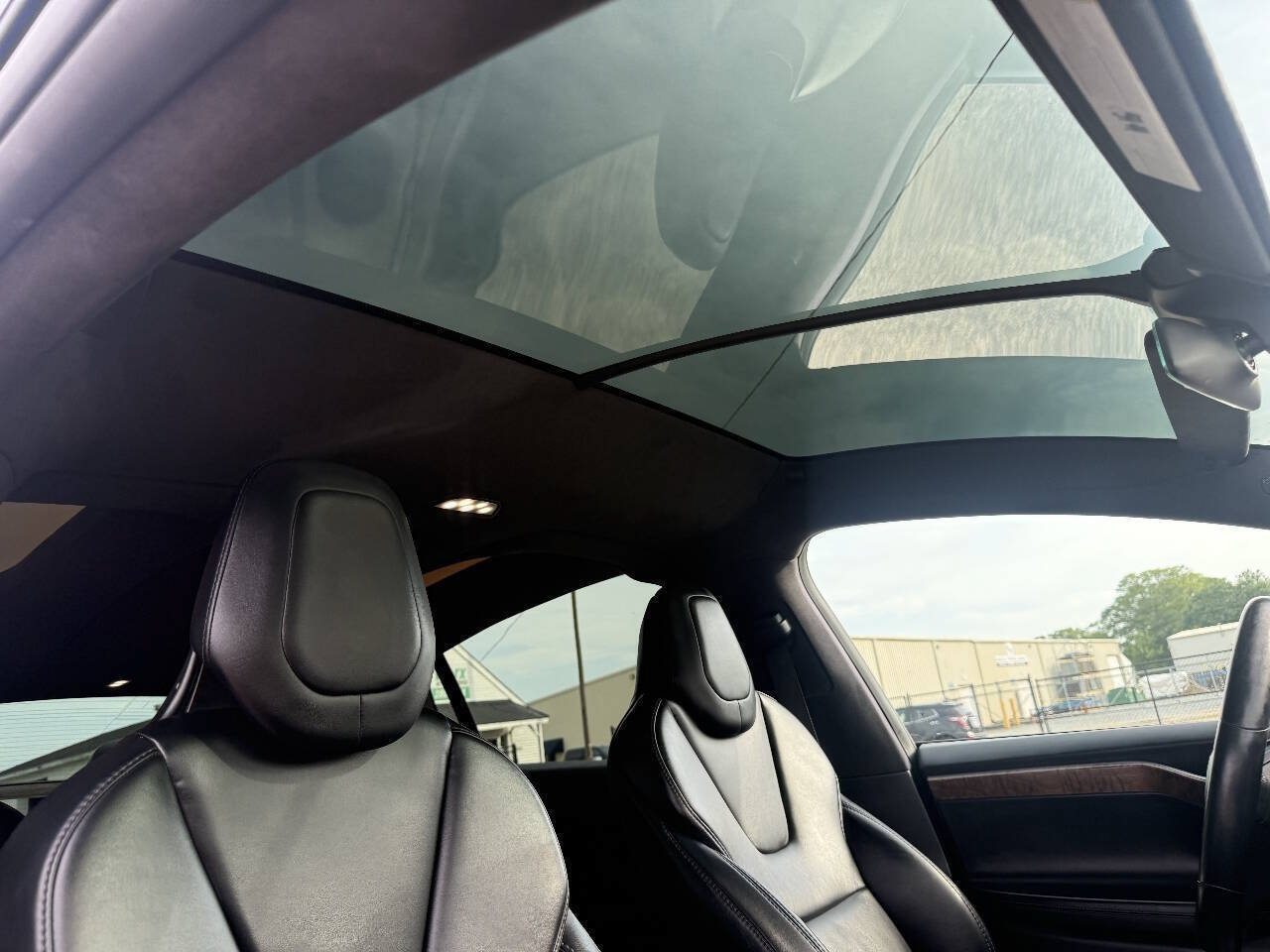 Used 2019 Tesla Model X Long Range AWD/4WD image 31