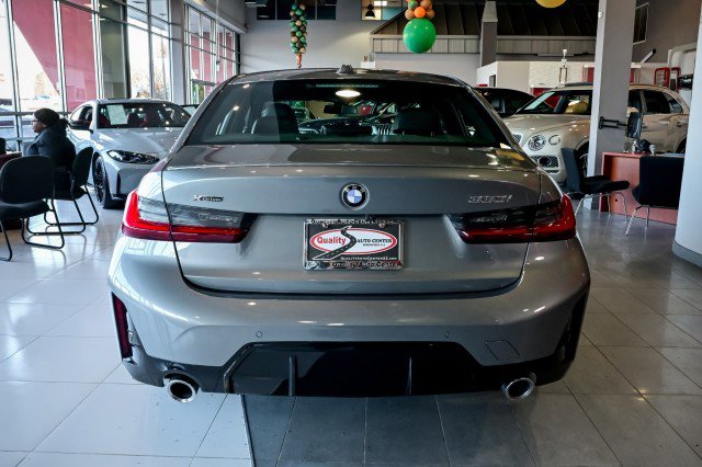 Used 2023 BMW 330i xDrive Sedan w/ M Sport Package image 6