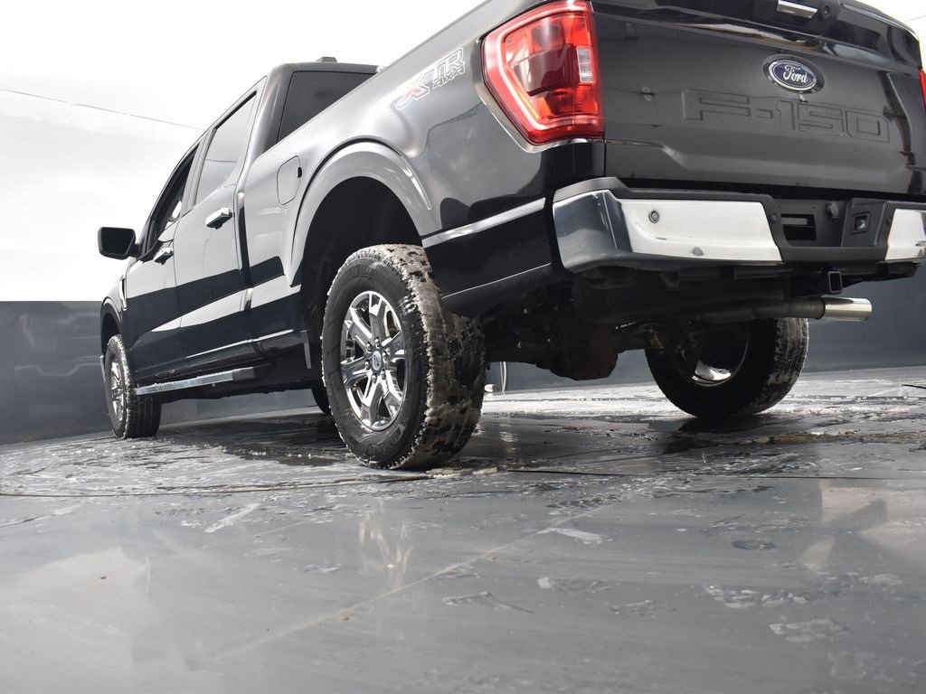 Used 2023 Ford F150 XLT w/ XTR Package image 27