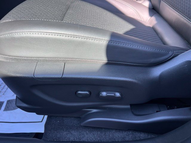 Used 2022 Buick Encore Preferred w/ Safety Package AWD/4WD image 14