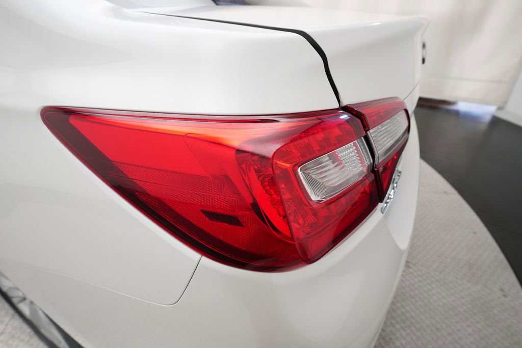 Used 2016 Subaru Legacy 2.5i Premium AWD/4WD image 31