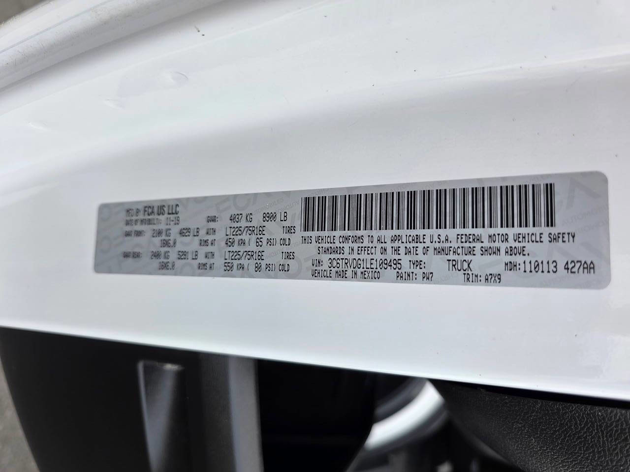 Used 2020 RAM ProMaster 2500 w/ Premium Appearance Group image 25