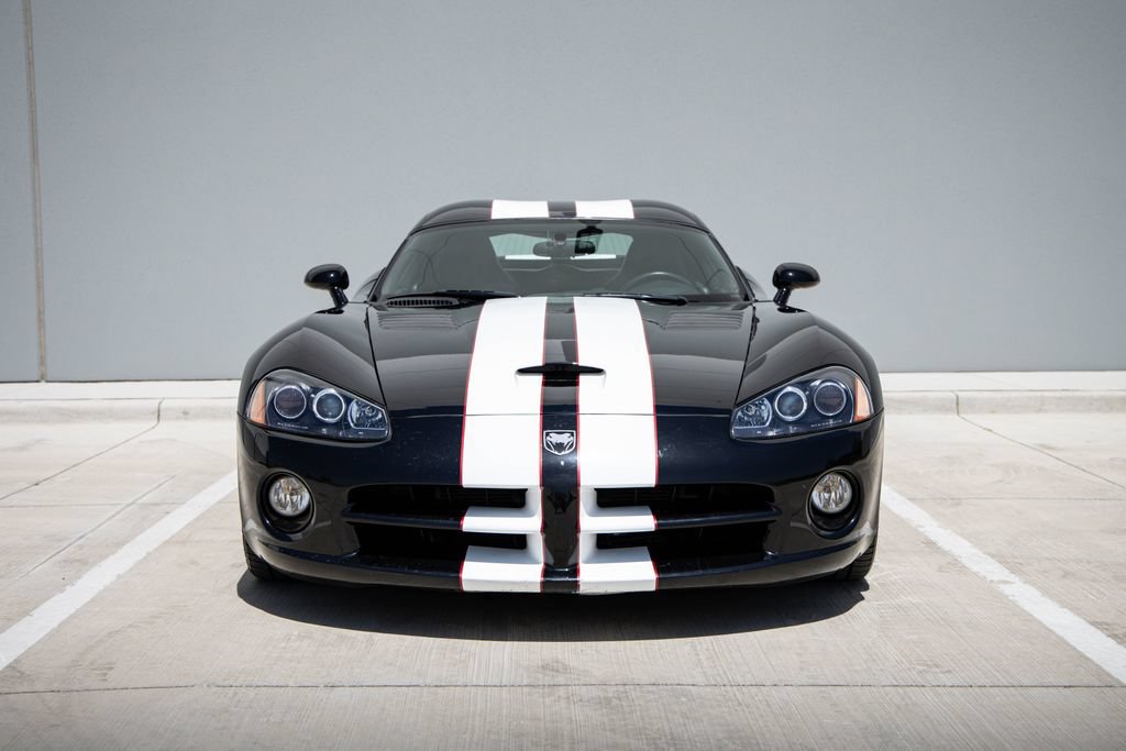Used 2006 Dodge Viper SRT-10 RWD image 3